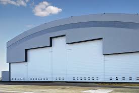 Puerta hangar